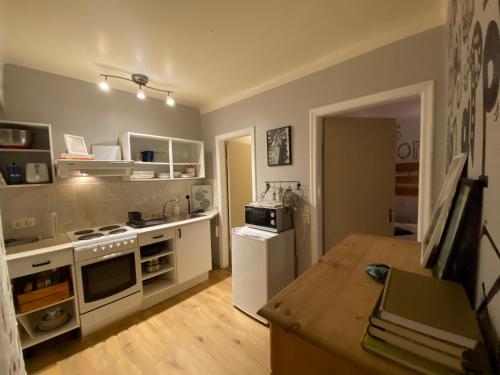 Kitchen, The Bookstore Family Apartment in Hellissandur