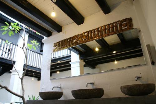 Facilities, Layang Layang Guest House in Malacca