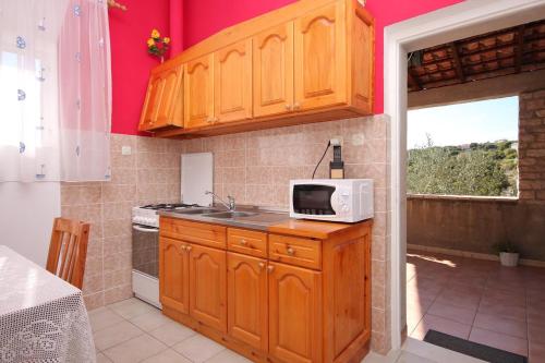 Apartments by the sea Cove Stratincica Korcula - 9264 - image 7