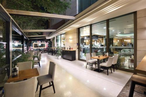 Masel Hotel - image 8