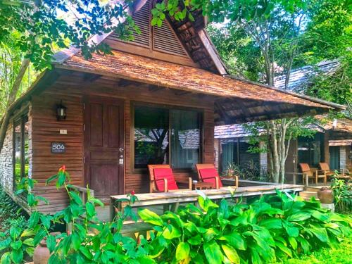 room detail thumbnail 1