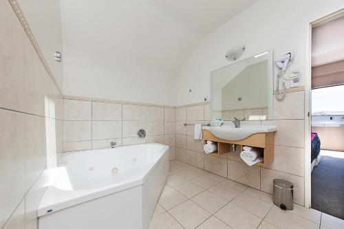 Aspen Villas 3 Bedroom Townhouse