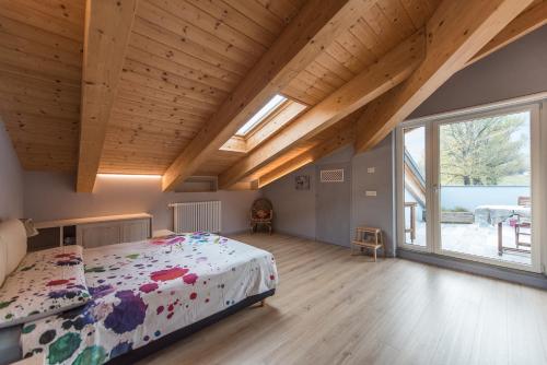 Loft 29 mansardato con ampio terrazzo, Turin