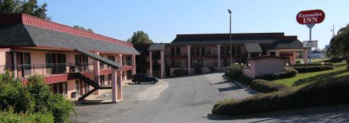 酒店外观, Executive Inn Kershaw in 阿巴拉契科拉(NC)