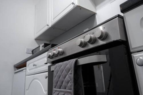 ☆Modern Flat Close to University and City Centre☆ - image 4