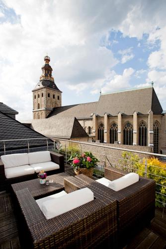 Classic Hotel Harmonie - image 13