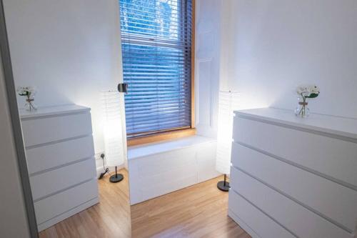 ☆ Spacious 2 Bed flat Close to University ☆ - image 5