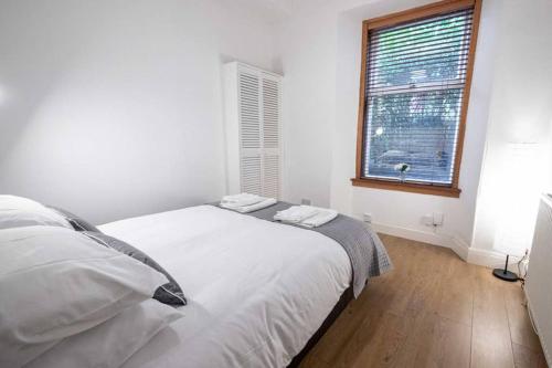 ☆ Spacious 2 Bed flat Close to University ☆ - image 8