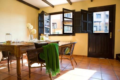 Apartamentos Santillana del Mar - image 6