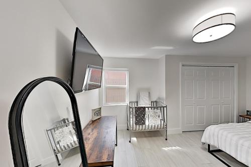 Modern Home in Historic District - Near Beach! home - image 5
