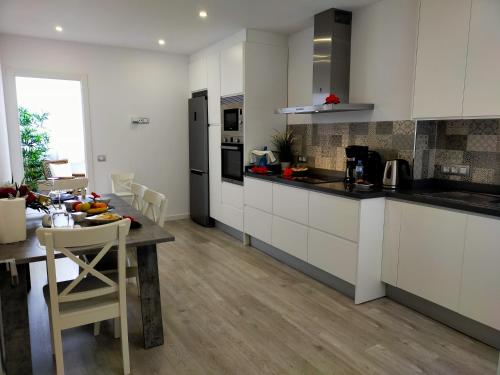  Room Plaza & Parking in Icod de los Vinos