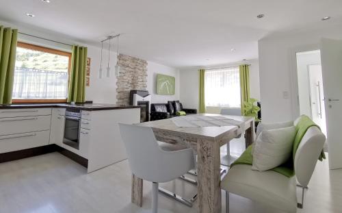 Outdoor Lodge - image 12