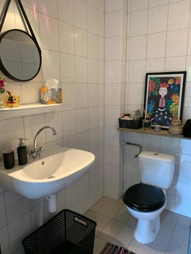 Bathroom, City Guesthouse in Rheezerveen