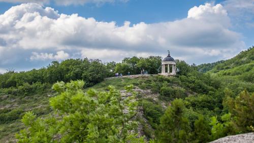 2-комн Квартира 90 м2 на Булгакова