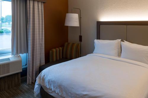 Holiday Inn Express Hotel & Suites Louisville South-Hillview, an IHG Hotel