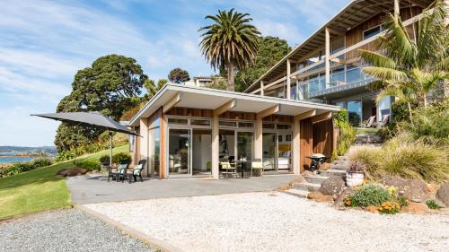 Golden Sand Beachfront Accommodation