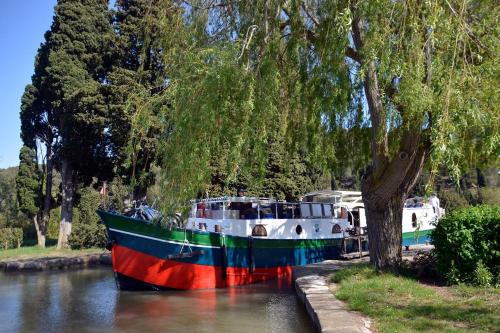 péniche Le Black Mountain