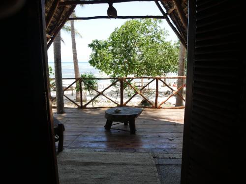 COCO REEF ECOLODGE 4