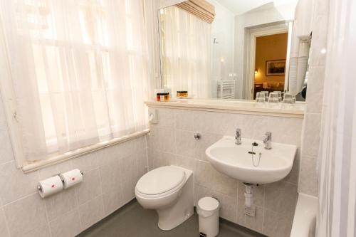 The Darlington Hyde Park - image 4