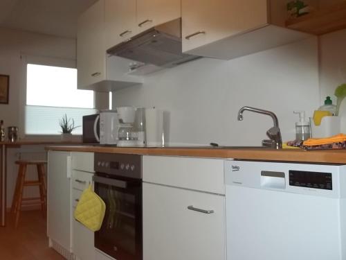 кухня, Apartment Wuhrt in Barsbek