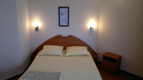 Classic Hotel - image 13