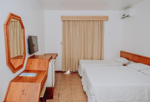 Triple Room image 3