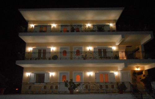Roula Apartments