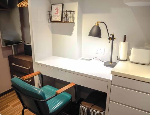 Heritage Collection on Chinatown - Mobile App Check-In Room Type - Studio (No Windows)