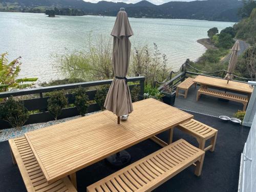 Pacific Harbour Lodge - Accommodation - Whangaroa