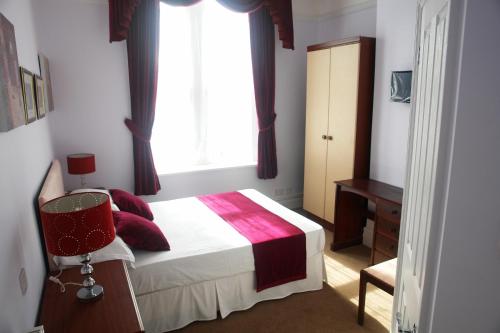 Filton Guest House - main image