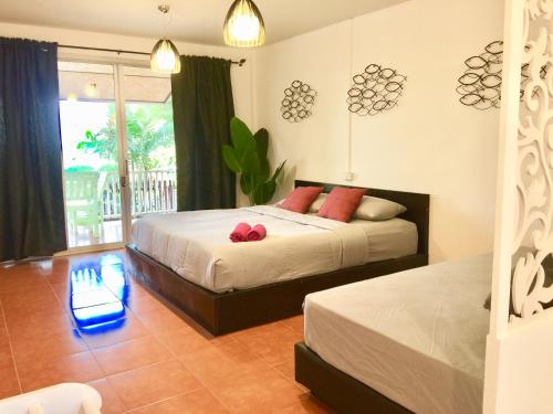 Insook Ko Larn Resort, Bang Lamung, Chon Buri