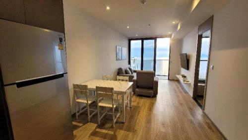 Andromeda Seaview Condo Near Beach