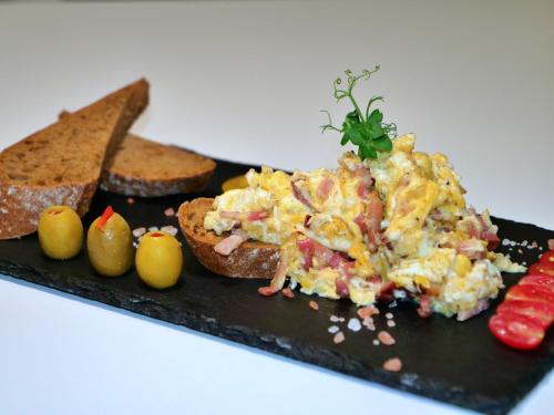 Grant Boutique Hotel - image 3