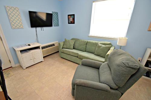 Moonraker 12 Condo - image 7