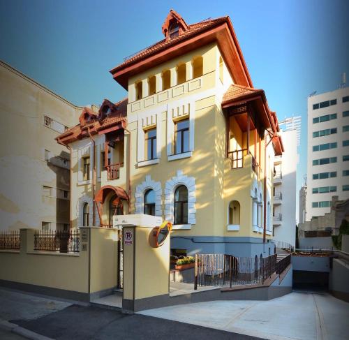 AMADEUS RESIDENCE - Accommodation - Bucharest