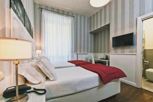 Star Vatican Rooms - image 5