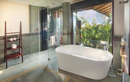 ห้องน้ำ, นิรามายา รีทรีต แบ็กวอเตอร์ แอนด์ บียอนด์ กุมารกม (Niraamaya Retreats Backwaters and Beyond Kumarakom) in คูมาราคุม