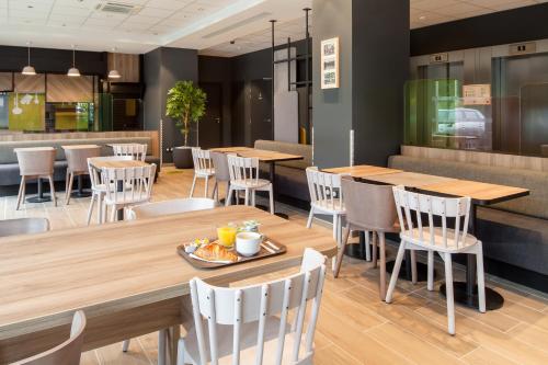 Comida y bebida, B&B HOTEL Paris Meudon Velizy in Meudon