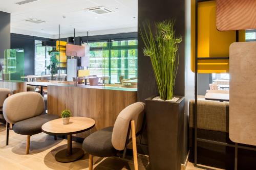 Bar/Lounge, B&B HOTEL Paris Meudon Velizy in Meudon