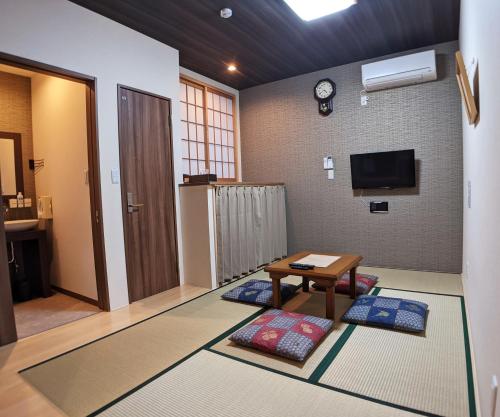 Japanese-Style Room with Kitchen and Shower