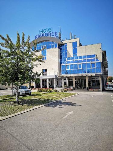 Hotel Elegance, Bělehrad