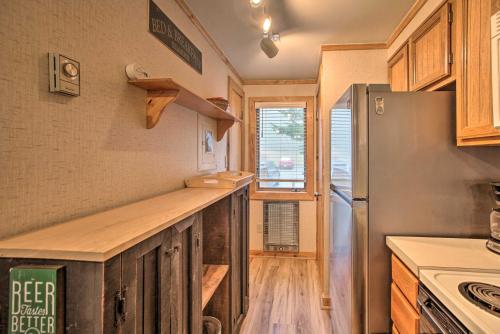 Slopeside Snowshoe Condo - Walk to Ski Lifts! - image 7