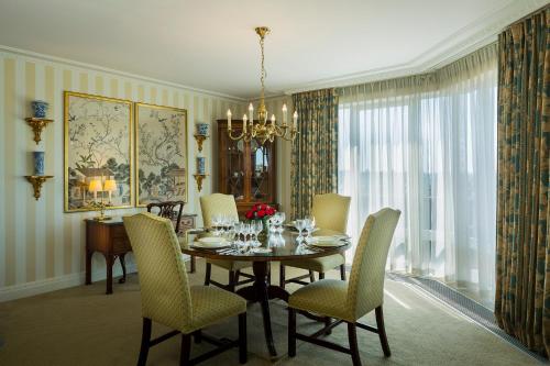 Cheval Thorney Court at Hyde Park - image 4