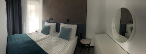 Blue Horizon Apartments