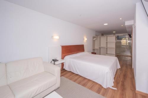 Hotel Sablón - main image