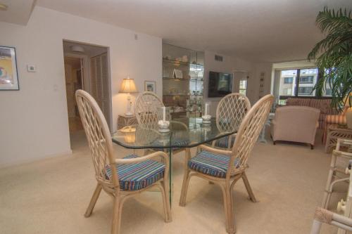 Nutmeg Village #212 - image 11