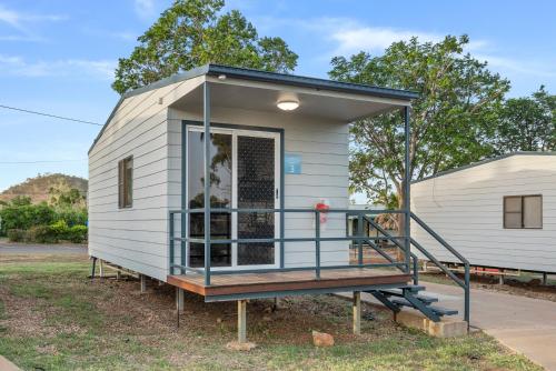 Entrance, Discovery Parks - Argylla in Mount Isa