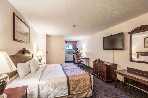 Rodeway Inn and Suites