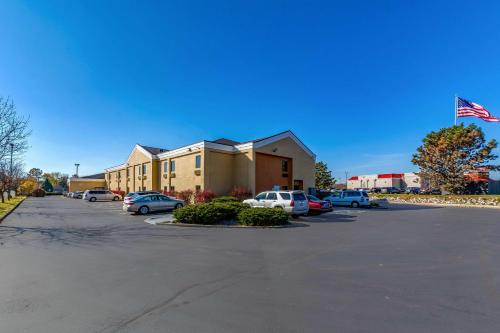 Quality Inn & Suites Southport in Indianapolis, USA