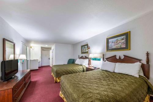 Rodeway Inn Decatur - image 8